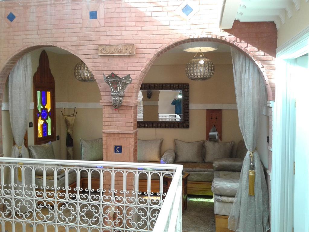马拉喀什 里亚德乔恩波尔摩洛哥传统庭院住宅酒店 客房 照片
